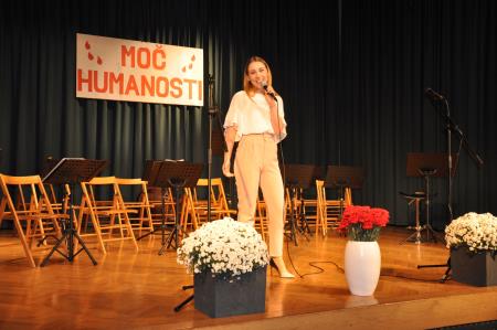2022-11-18_RK Metlika_Moc humanosti_021(1)